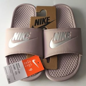 NWT Nike Women’s Benassi Slides